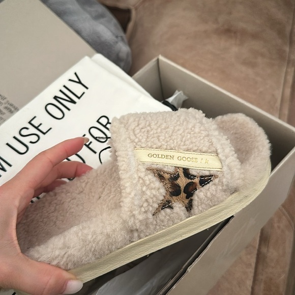 New Golden Goose pool slides 37/7 with animal print star - Picture 7 of 8